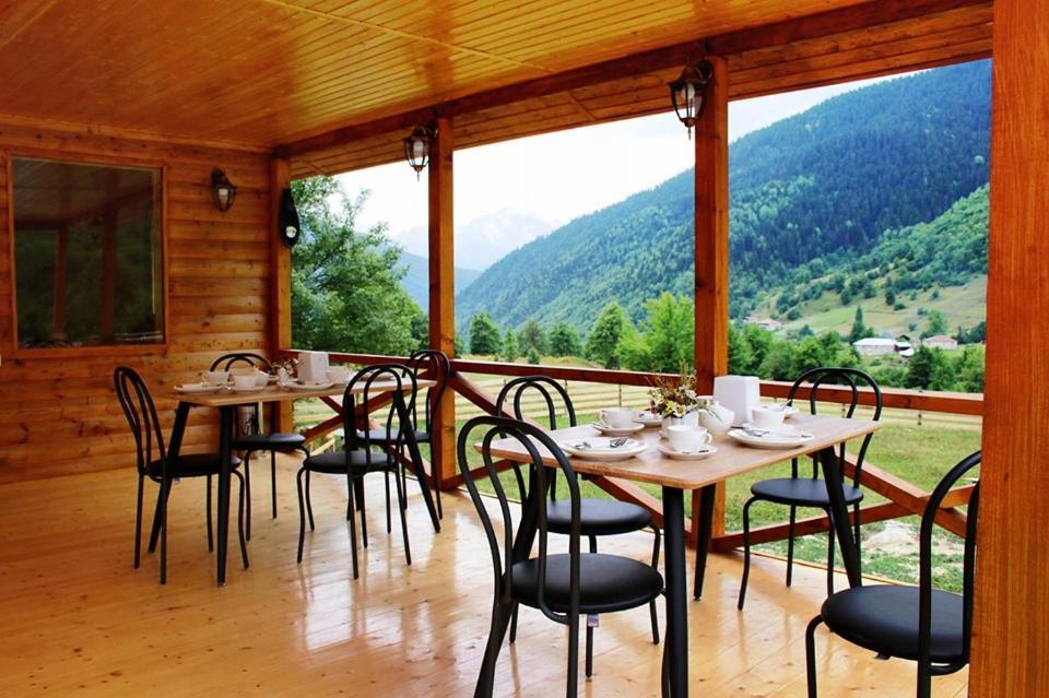Hotel Ushba Hill メスティア エクステリア 写真