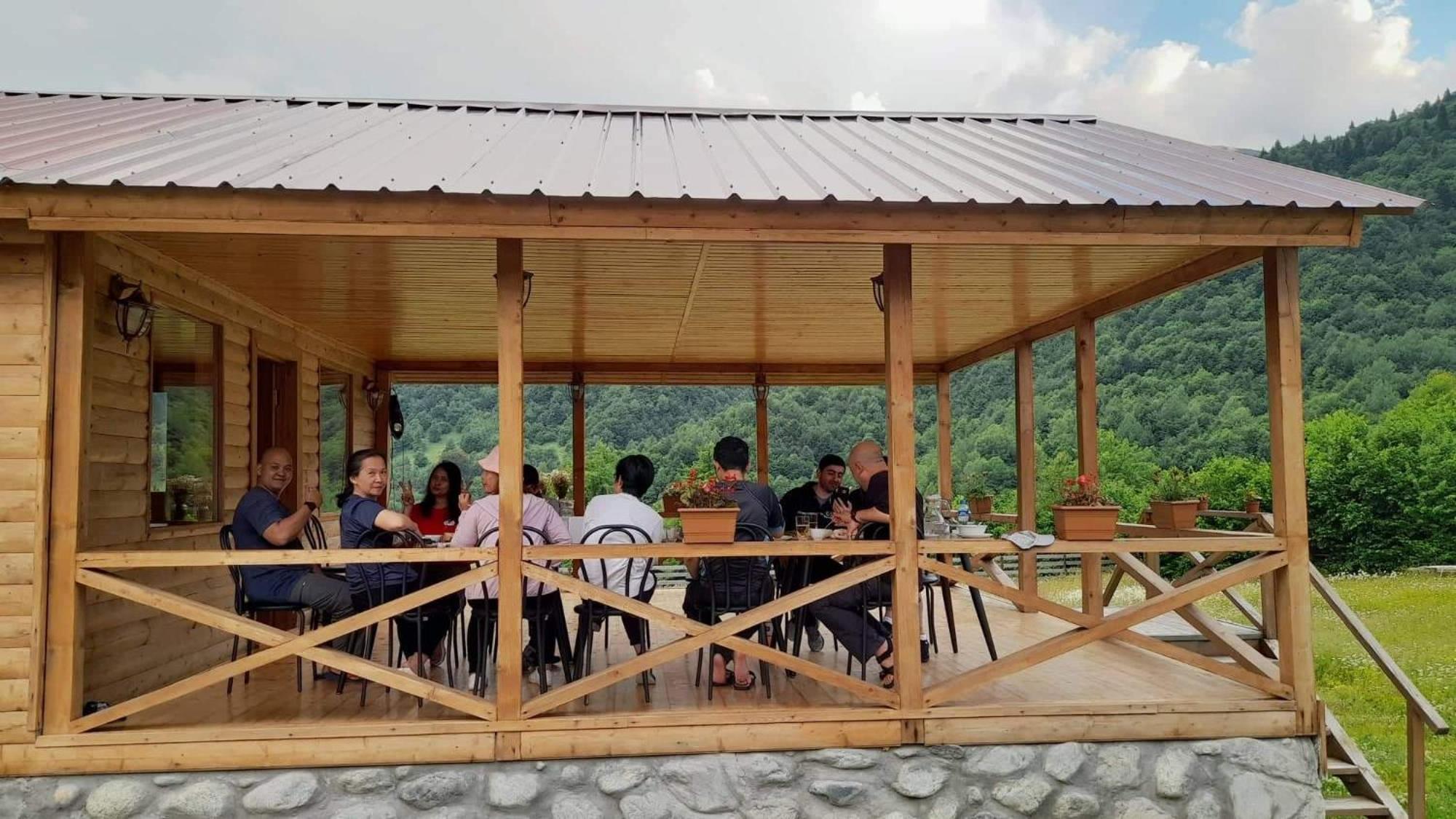 Hotel Ushba Hill メスティア エクステリア 写真